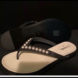 ✖️✖️SOLD✖️✖️🌸BRAND NEW🌸 CHANEL pearl sandal $700